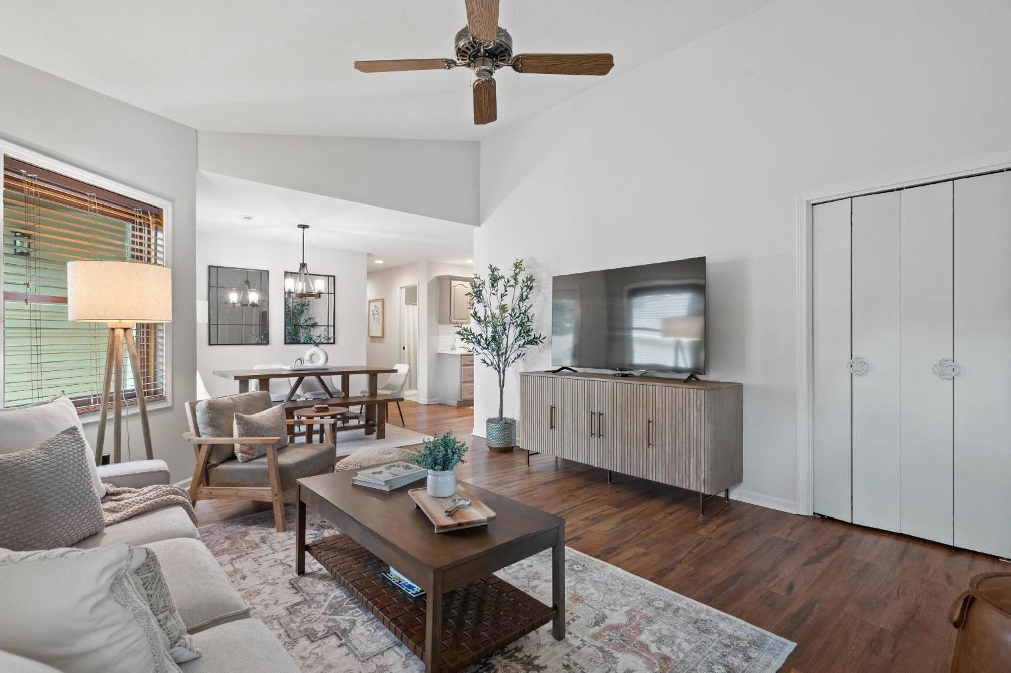 1 5 Miles To Mizzou ~ Spacious & Updated Home~ Columbia Luaran gambar